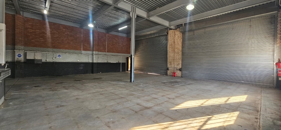 To Let commercial Property for Rent in Beacon Bay Eastern Cape